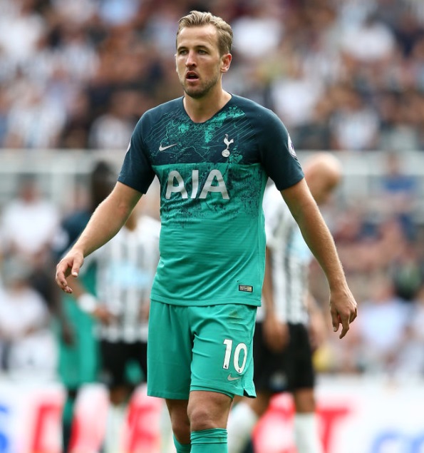 18-19プレミアリーグ！全20チームの「背番号10番」まとめ｜写真15