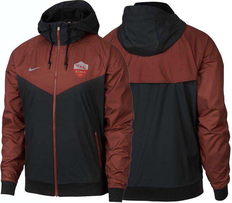 ローマ、「ピッチからストリートまで」使えるNIKEアウター8選！｜写真5