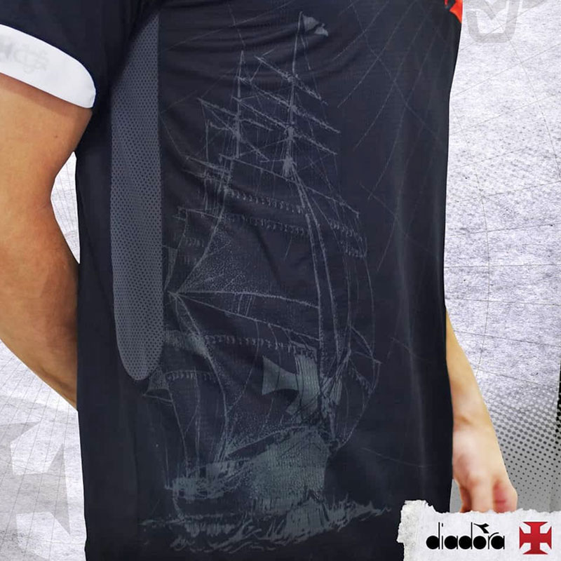 歴史を感じる！最高にかっこいい「120周年記念ユニフォーム」10選｜写真12