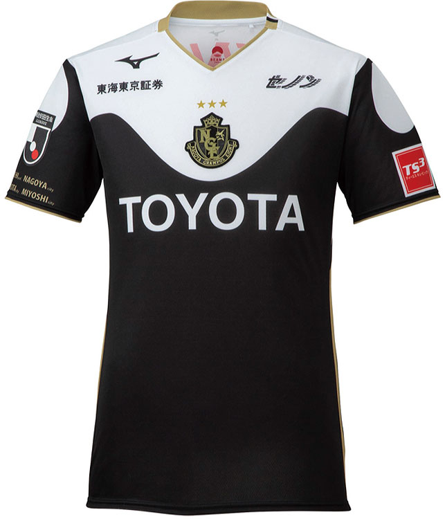 名古屋グランパス、「BEAMSがプロデュース」の夏ユニフォームを発表！｜写真5