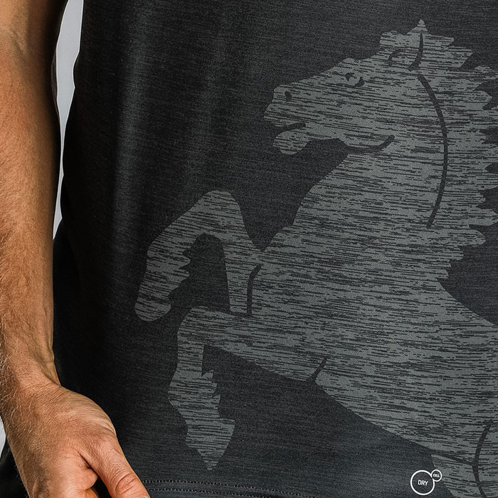 シュトゥットガルト、「ポットと馬」にまつわる2018-19新ユニフォーム｜写真6