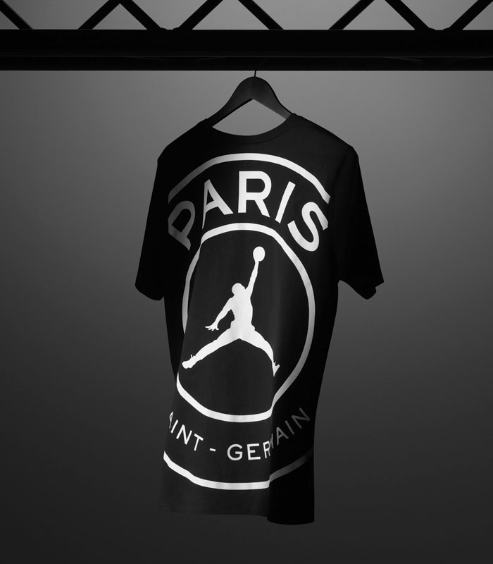 大人気ジョーダン×PSG、売り切れ続出のコラボアイテムを紹介！「発売前」ウェアも｜写真25