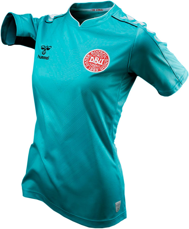 デンマーク女子代表、2019新ユニフォームを発表！ユーロ予選で着用へ｜写真7