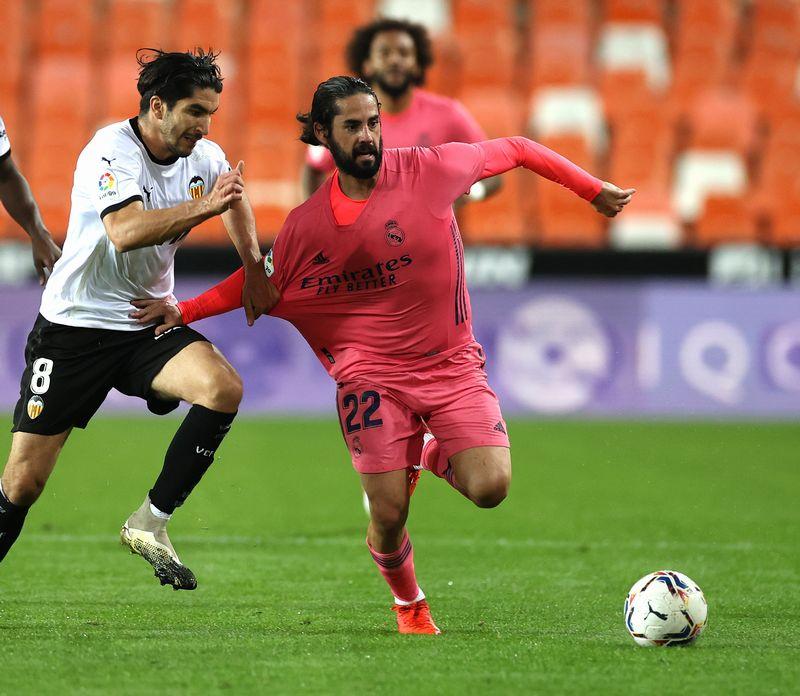 ウイイレ2021「ボディコントロール最強の攻撃的MF」TOP10｜写真2