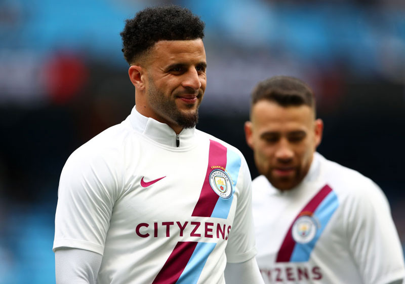 ファンならマスト！マンチェスター・シティ、PL優勝を記念した限定キットが登場｜写真5