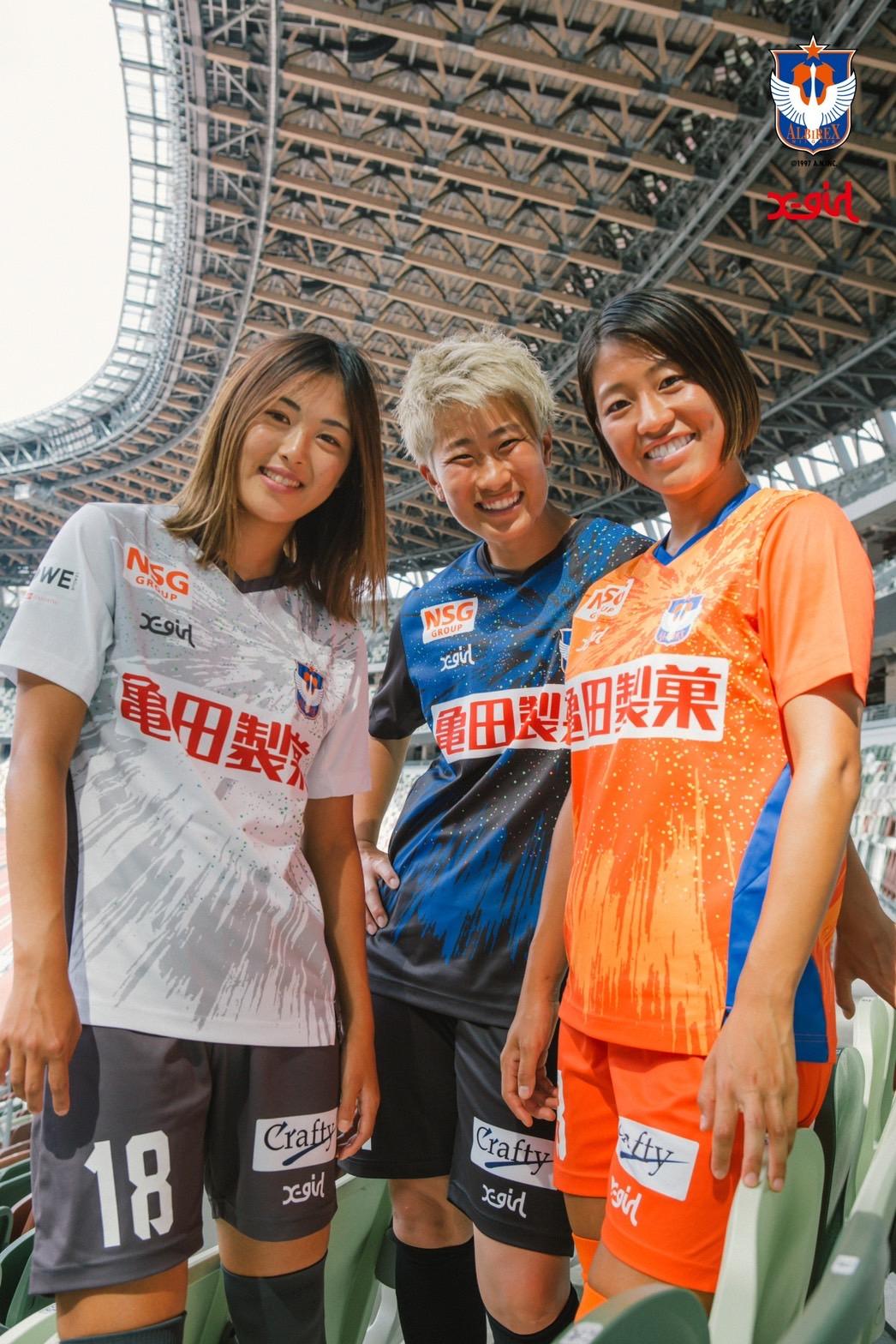 女子サッカー「WEリーグ」開幕！6チームの選手が華やかな『X-girl』ユニフォーム姿を“聖地・国立”で披露｜写真10