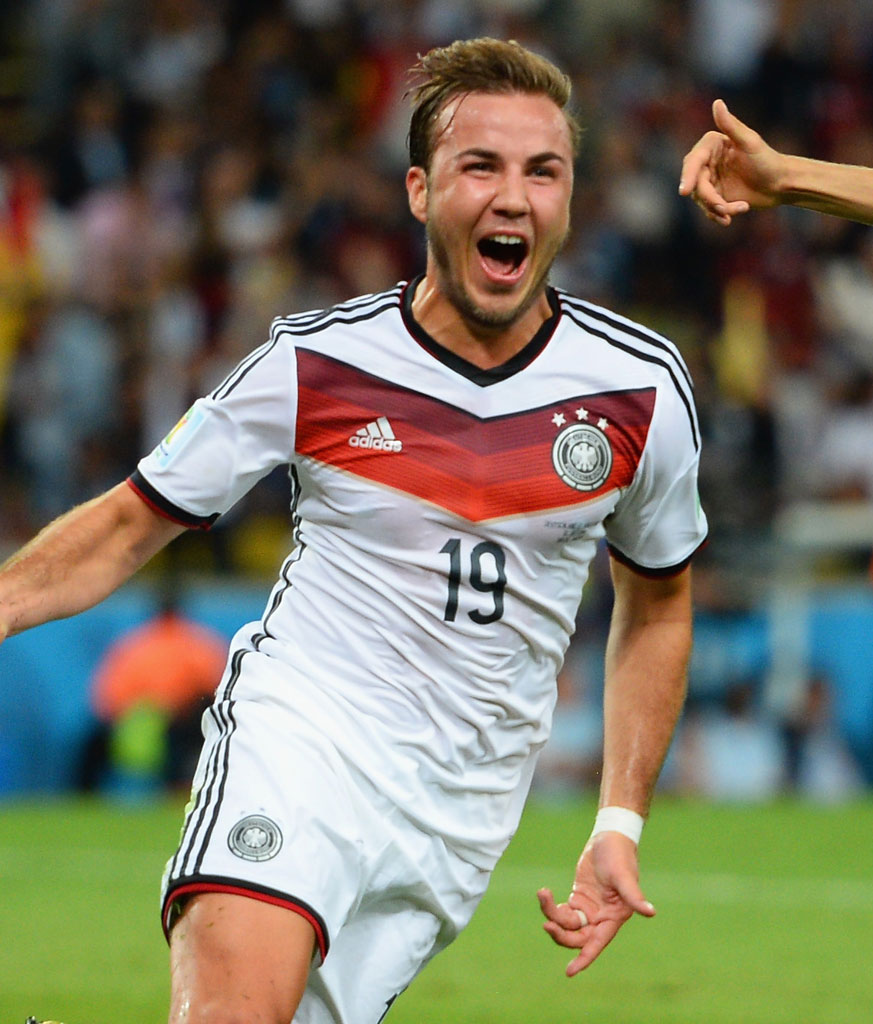 NIKEと衝撃契約のドイツ代表、「adidasと歴史を作った」5つのユニフォーム｜写真5