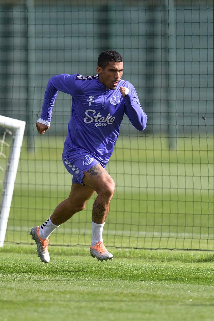 元神戸の超スターに吉田麻也の元同僚も！今「UAEでプレーしている驚くべきスター6名」｜写真5