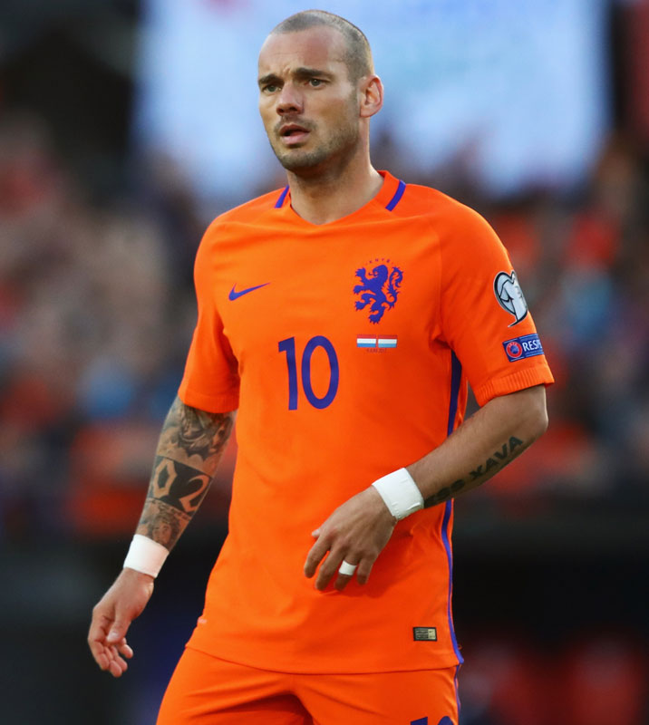 W杯出場を逃した「強豪国のユニフォーム」6選｜写真4