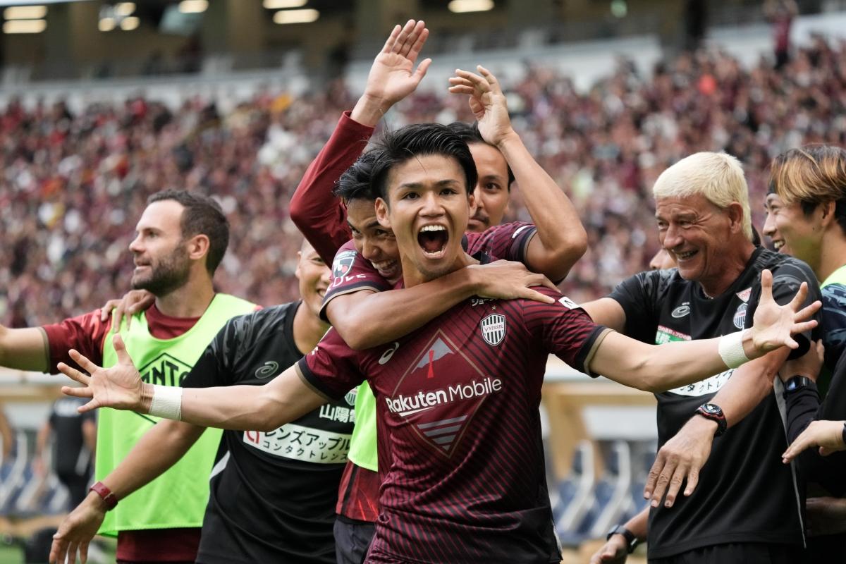 【インタビュー】首位ヴィッセル神戸をけん引するアカデミーの星！MF佐々木大樹が語るリーグ初優勝への思い｜写真8