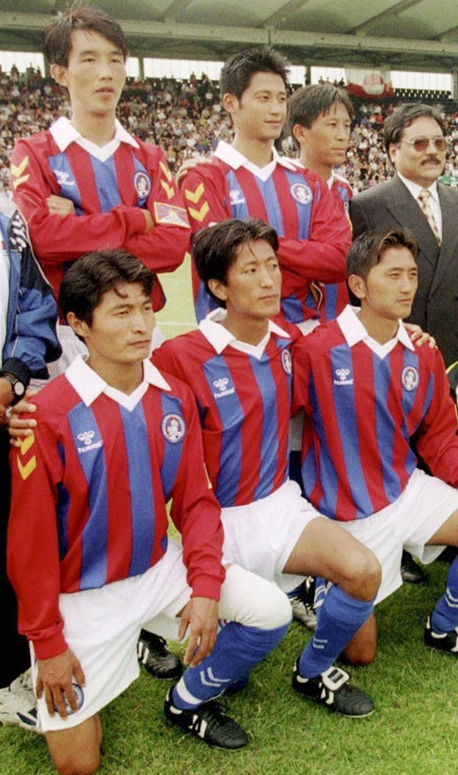 デンマークの老舗！ヒュンメルの「いろんな意味で最高なユニフォーム」10選｜写真8