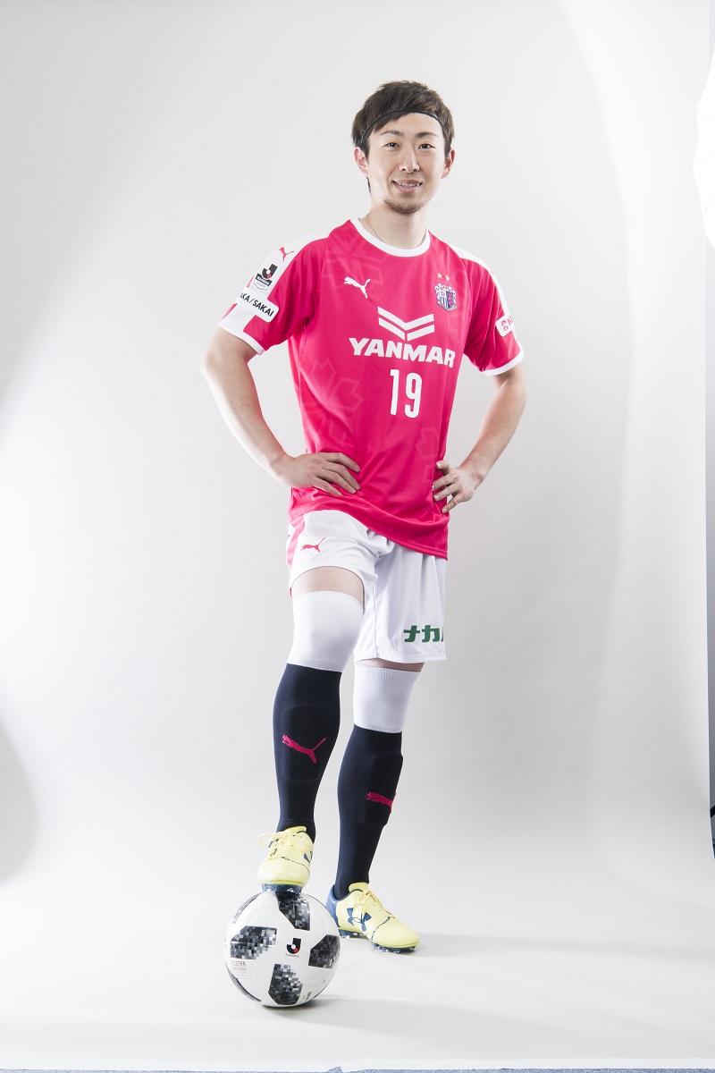 サッカー界に激震！？セレッソ大阪が柿谷曜一朗の「大阪エヴェッサ移籍」を発表！！｜写真8