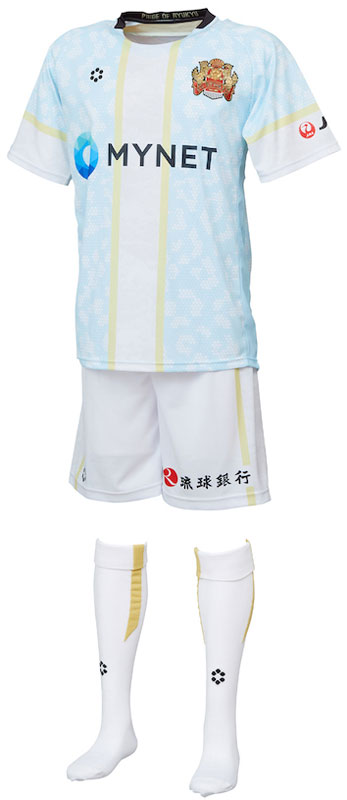 FC琉球、2021新ユニフォーム発表！前面には「勝利を呼び込むシーサー」｜写真5