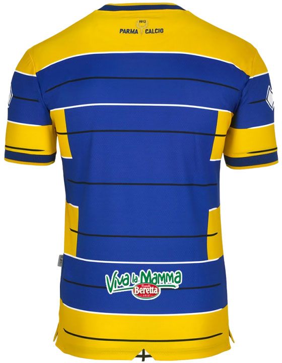 絶望から復活のパルマ、2017‐18ユニフォームは伝統の「十字」をデザイン｜写真5