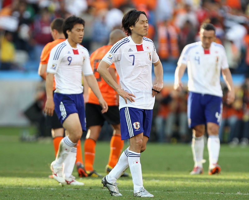 炎、富士山、日本刀！これが日本代表の歴代「W杯ユニフォーム」｜写真11