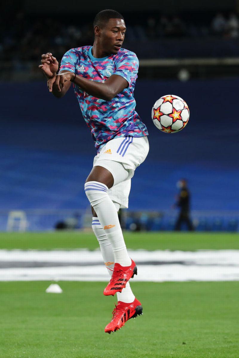 ”新ウイイレ”eFootball2022「最強のセンターバック」TOP10｜写真4