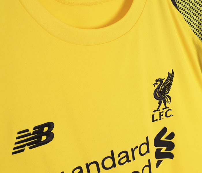 リヴァプール、2018‐19新ユニフォームを発表！模様は「スタジアム」に触発｜写真11