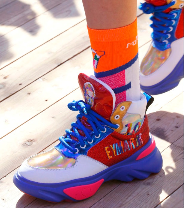 PSGの「強烈コラボアイテム」をパリコレで発見！こりゃファンキーだ｜写真8