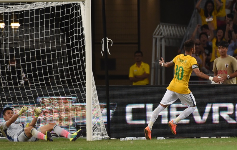 1位は日本人！30歳ネイマールが最もゴールを奪ってきた現役GK11人｜写真14