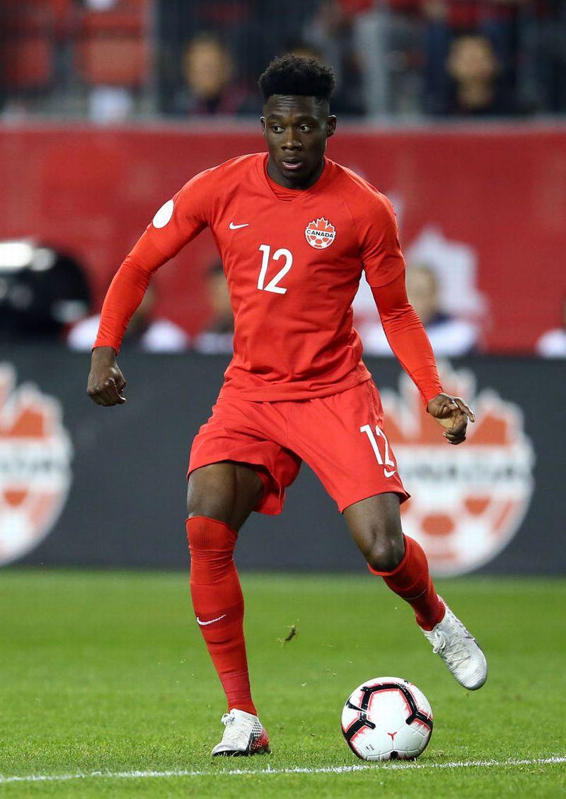 「小国が生んだワールドクラスのスーパースター」5名｜写真3