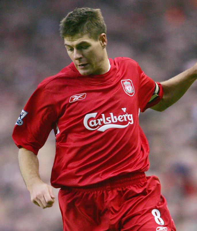 名門リヴァプール、「歴代最高の赤いユニフォーム」7選｜写真7