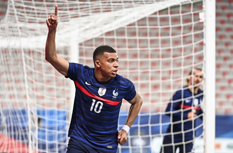  EURO2020、全24代表チームの「背番号10」をまとめてみた｜写真23