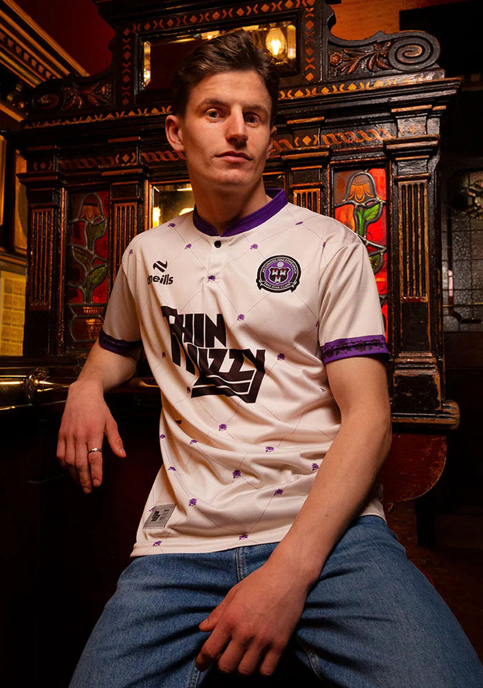 ボヘミアン、またも音楽ユニ！伝説のロックバンド『Thin Lizzy』とコラボの新アウェイユニフォームを発表｜写真10