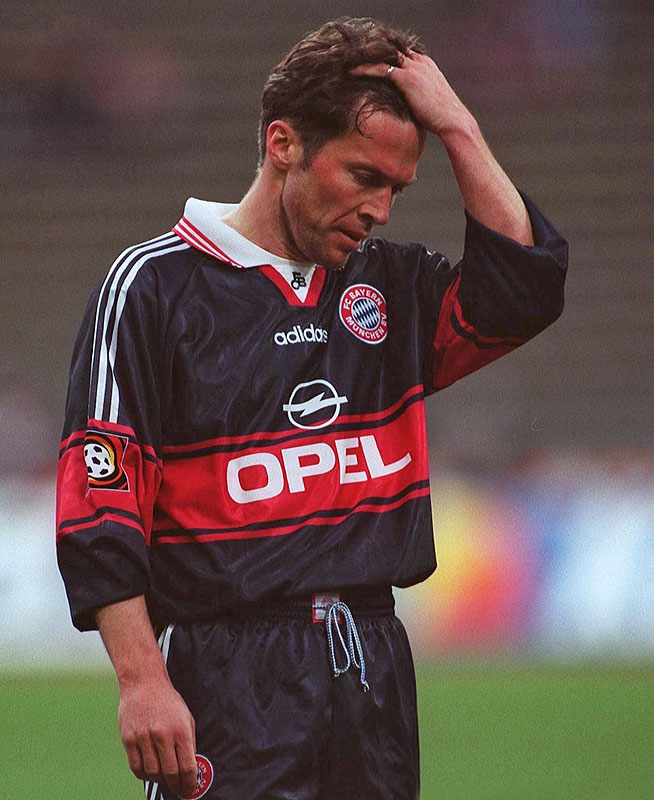 バイエルン、歴史を彩る9つの「2000年代までのユニフォーム」｜写真4