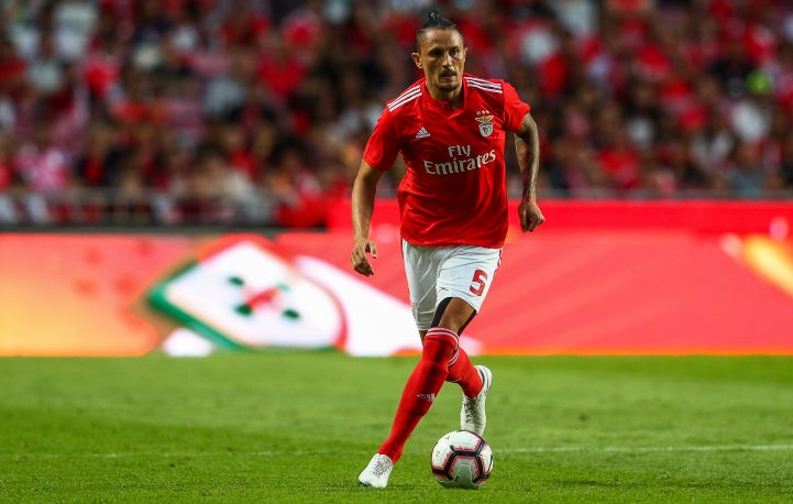 「プレミアクラブが冬に獲得すべき8人のディープラインMF」｜写真5