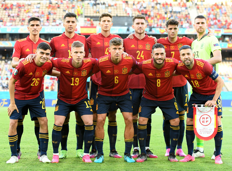 大会の思い出に！EURO2020、全24チーム「試合前の集合写真」まとめ｜写真18