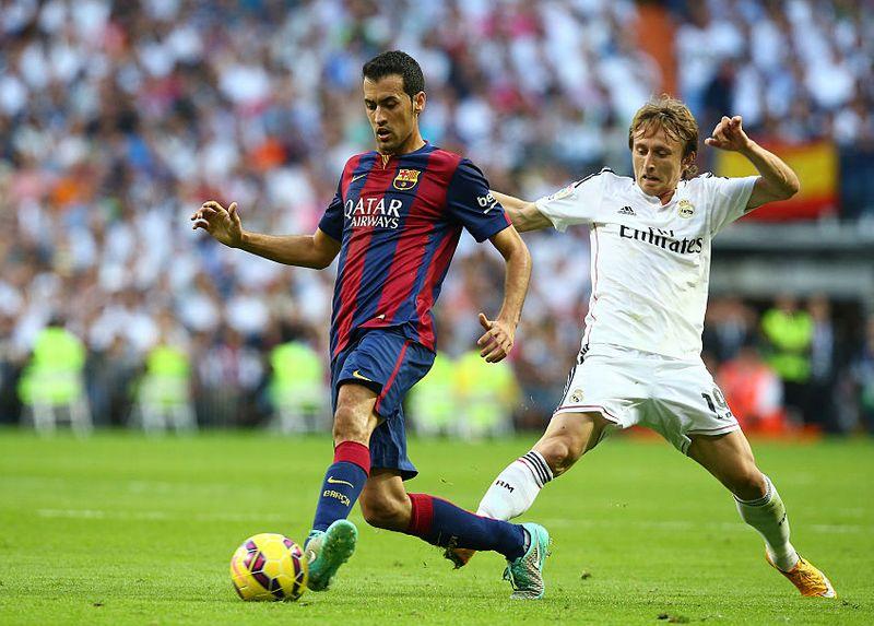 覚えてる？スアレスが「バルセロナでデビューしたときのスタメン」11名｜写真6