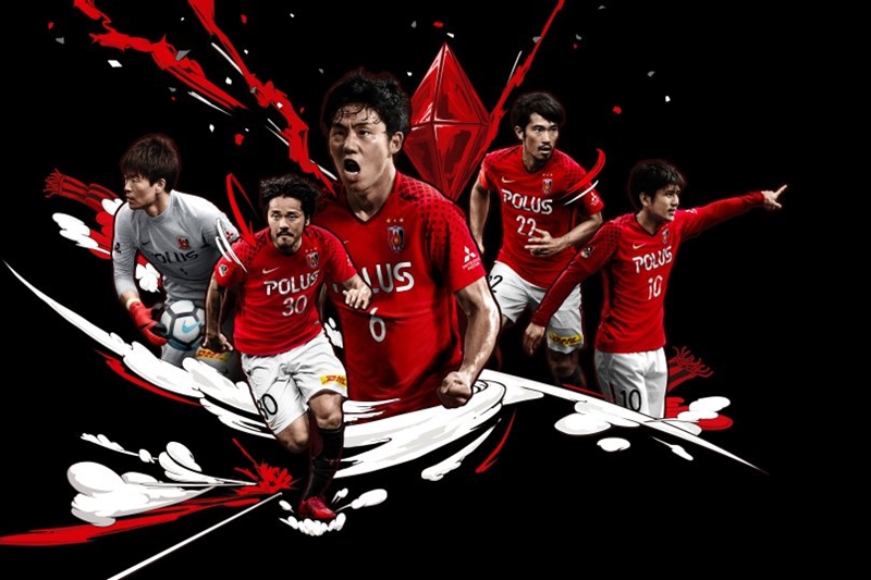 浦和レッズ、2018新ユニフォームを発表！今年は肩に「ダイヤモンド」｜写真12