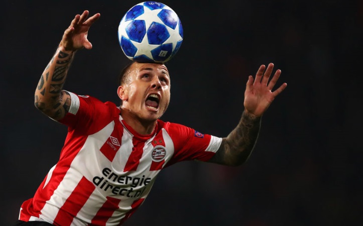 「プレミアクラブが1月に獲得すべき7人のサイドバック」｜写真6