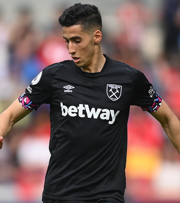 エンブレムを「前のデザインに戻してほしい」9つのチーム｜写真19