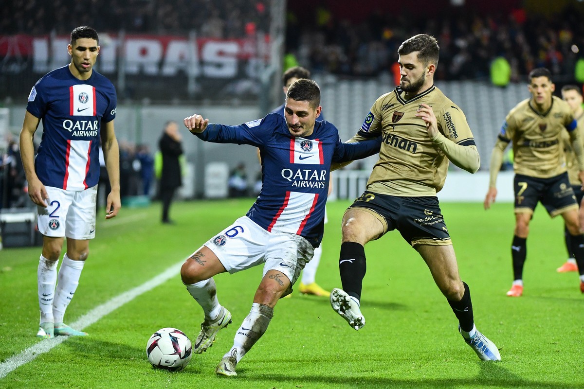 今「身長160cm代で第一線を戦った現役サッカー選手』9名｜写真5