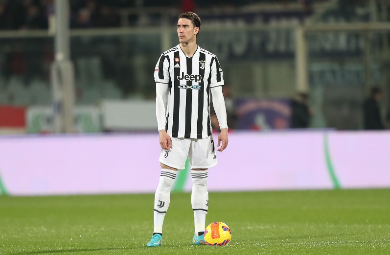 佐々木朗希と同じデカさ！身長190cmの怪物系サッカー選手たち｜写真3