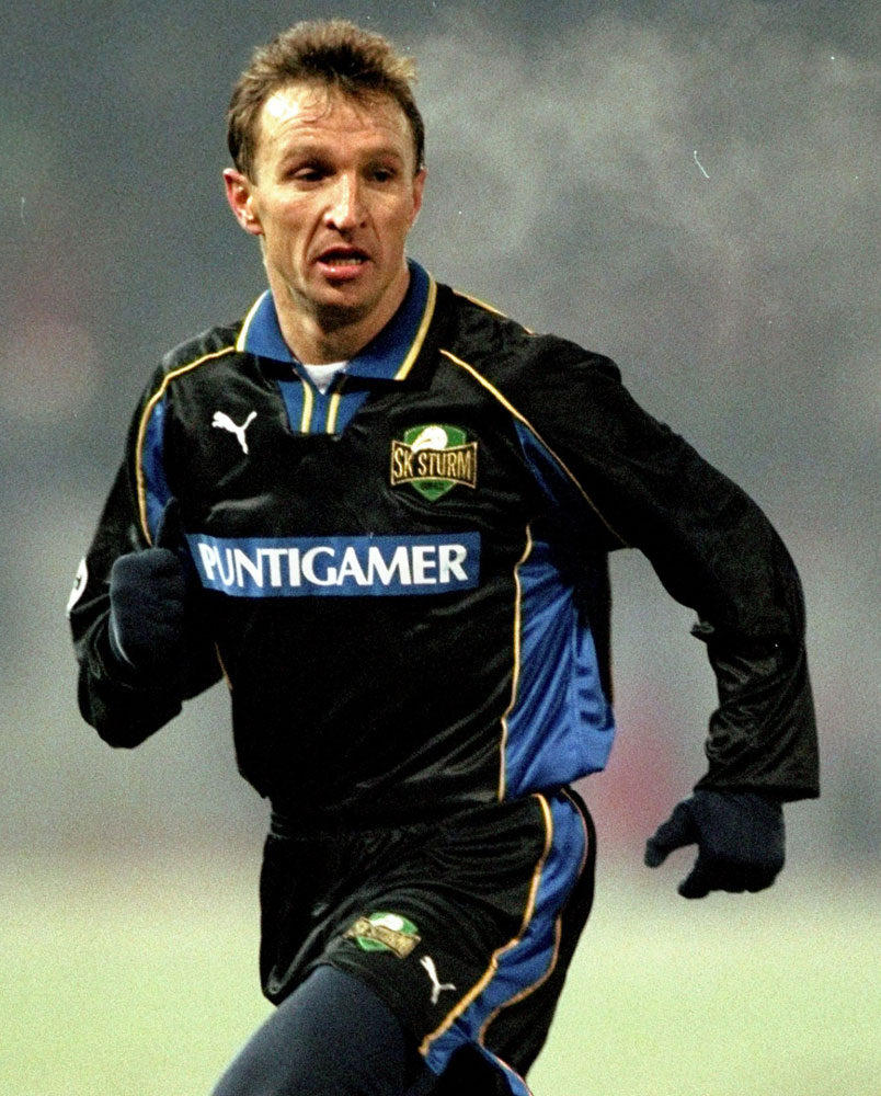 超ロング！胸スポンサー契約が「20年を超えた」7つのチーム｜写真7