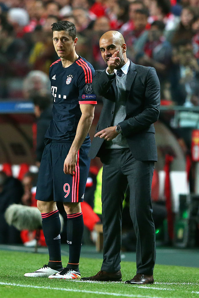 バイエルン「グアルディオラ時代のベストイレブン」！強すぎる｜写真11