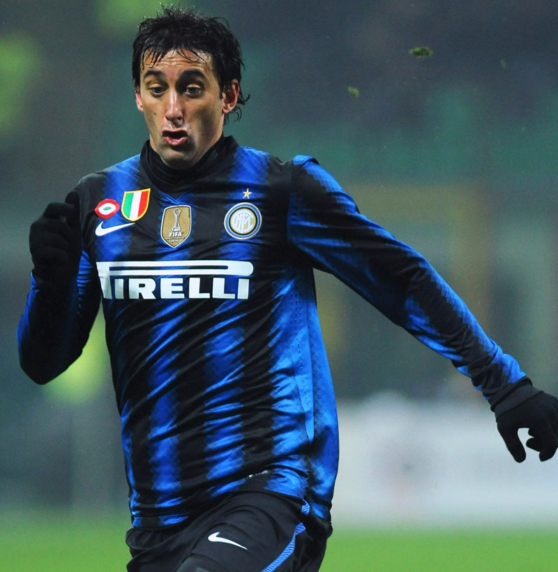 インテルだけじゃない！「ヘビ柄デザインのユニフォーム」6選｜写真9