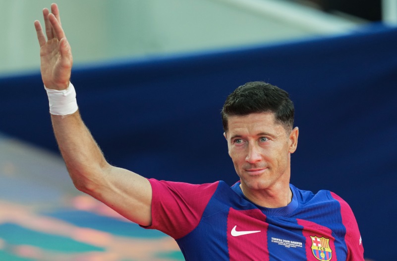 リヴァプール遠藤航は30億円！最も移籍金が高額だった30代のスター選手10人｜写真5