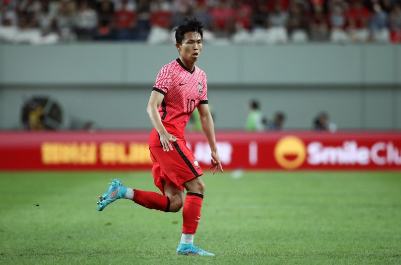  2022年W杯出場の全32代表チーム、いまの「背番号10」選手まとめ｜写真30