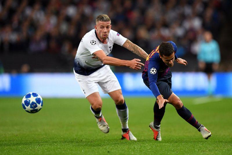 苦戦のユナイテッド、1月に獲得するかもしれない5名のセンターバック｜写真2