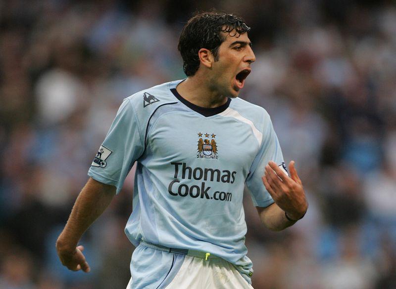 コンパニがシティにデビューした試合「伝説の始まりのスタメン」11名のいま｜写真3