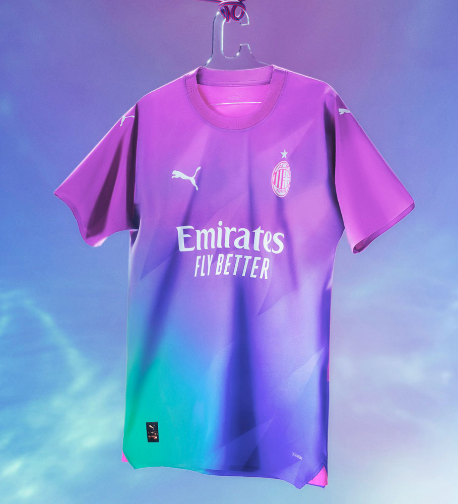 2023年「超衝撃デザインのユニフォームを着た」5つの海外チーム｜写真9