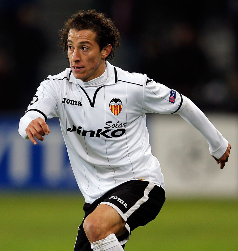 あれから10年！名作多し、2012-13シーズン「CL16強のユニフォーム」｜写真7