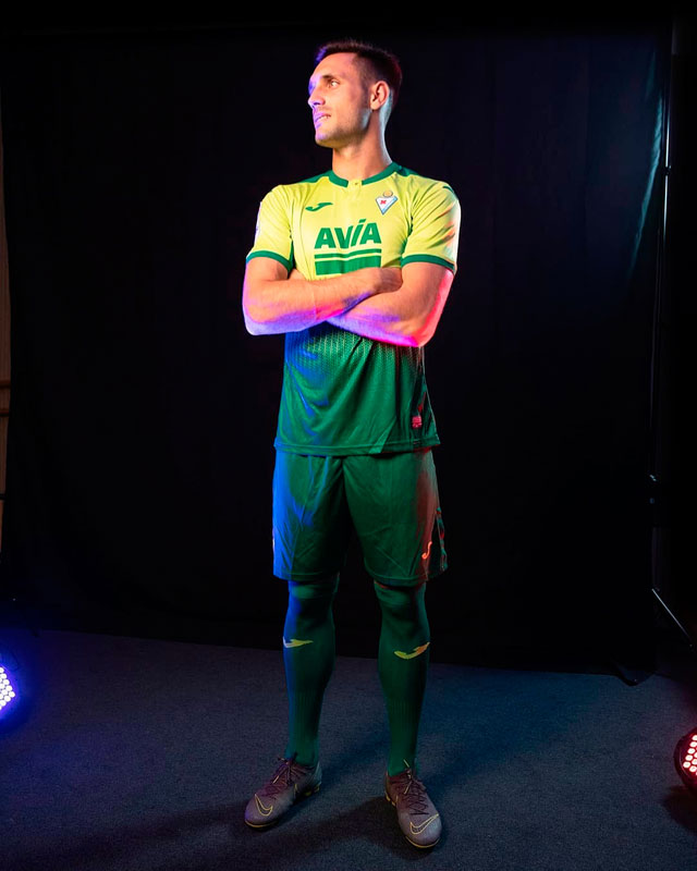 乾貴士のエイバル、2019-20新ユニフォームを発表！新メーカーは「JOMA」｜写真5