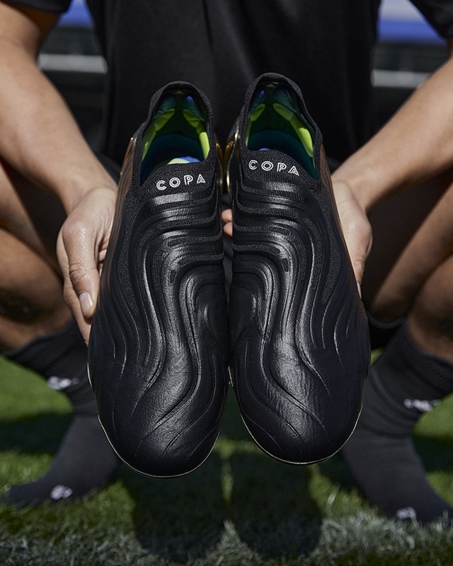 adidasが“センス”あふれる新スパイク『コパセンス』を発表！香川真司や長谷川唯が着用｜写真10