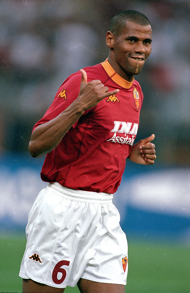 世界的スターばかり！「中田英寿の最強チームメイト」ベスト11｜写真2