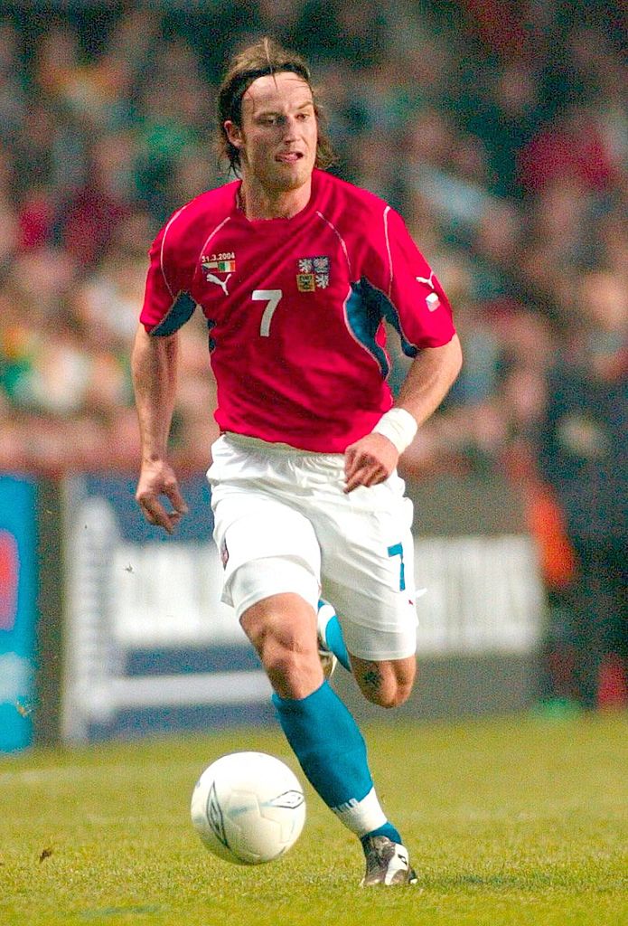 中村俊輔と「最強の同僚」ベストイレブン！恐怖のボランチが2人｜写真2