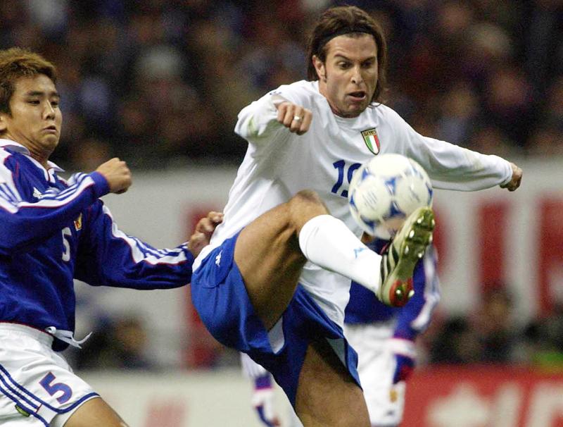 今でも欲しいぞ！“来日”強豪国が「日本代表戦で着た」ユニフォーム7選｜写真14